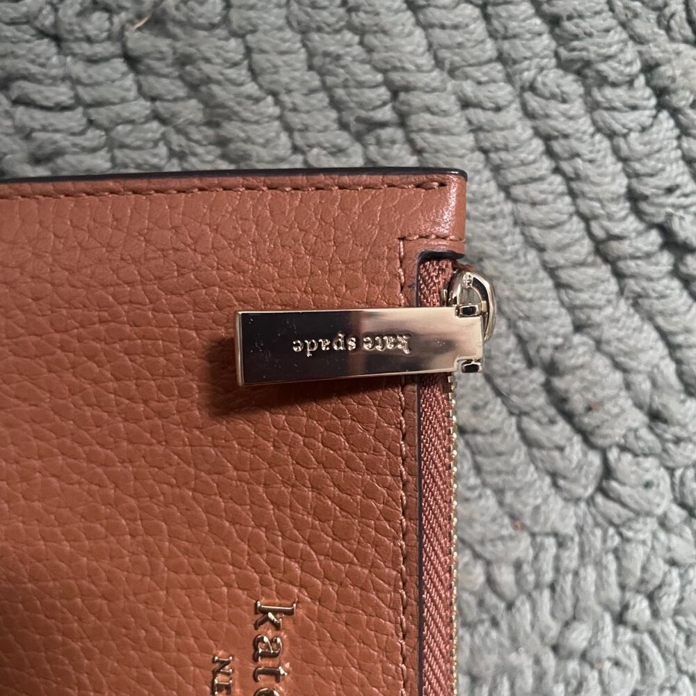 Kate Spade Leila Small Slim Bifold Wallet Warm Gingerbread Brown - Picture 2 of 7